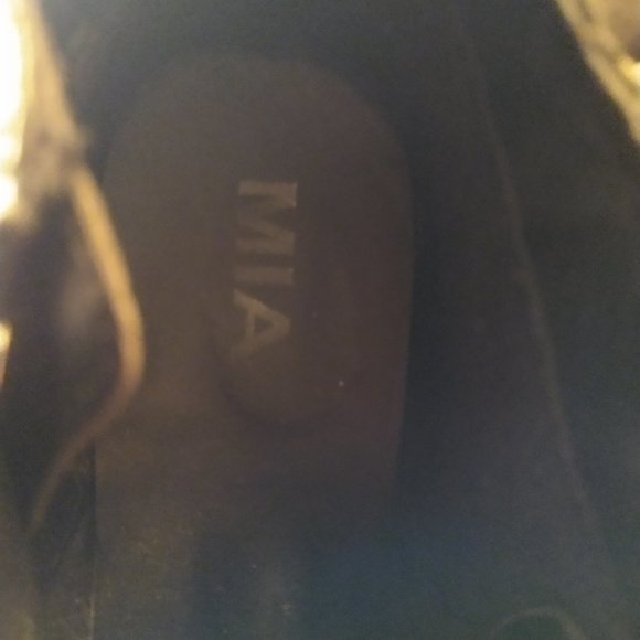 MIA - BLACK WEDGE SNEAKERS - SIZE 9.5 - GOOD CONDITION - Picture 7 of 9